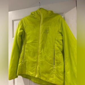 Arc’teryx women’s Nuclei jacket